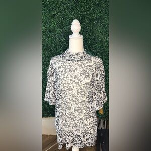 Black and White Boxy Blouse with Bell Sleeves